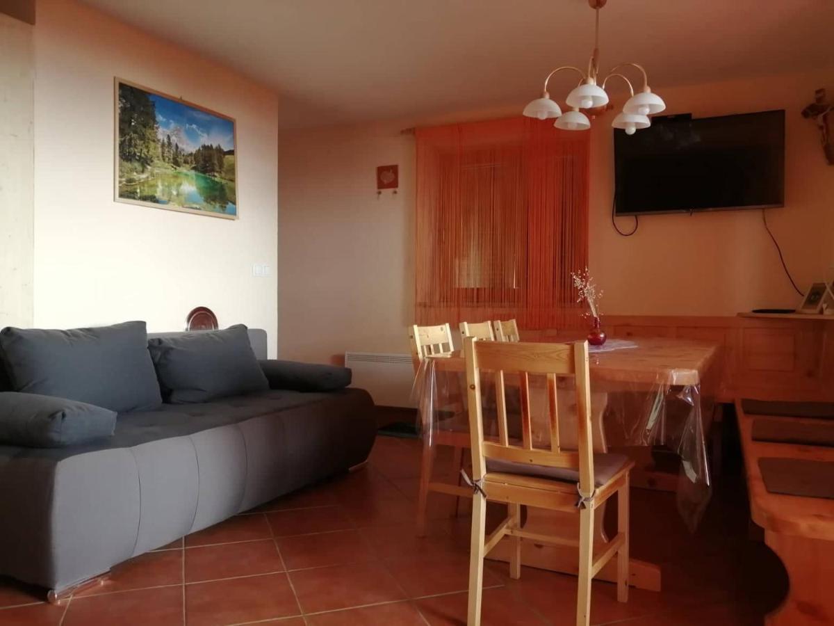 Apartmaji Vrhovnik Apartment Cerklje na Gorenjskem Bagian luar foto